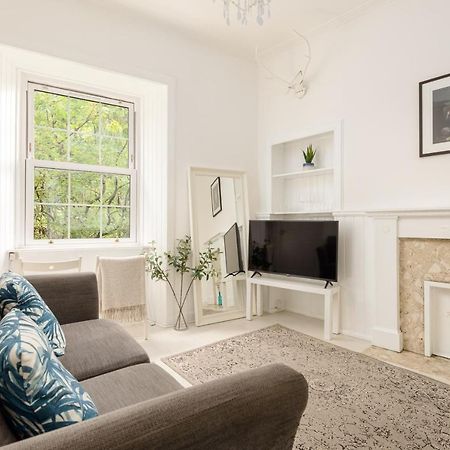 The Tollcross Apartment - Modern & Bright 1Br Единбург Екстериор снимка