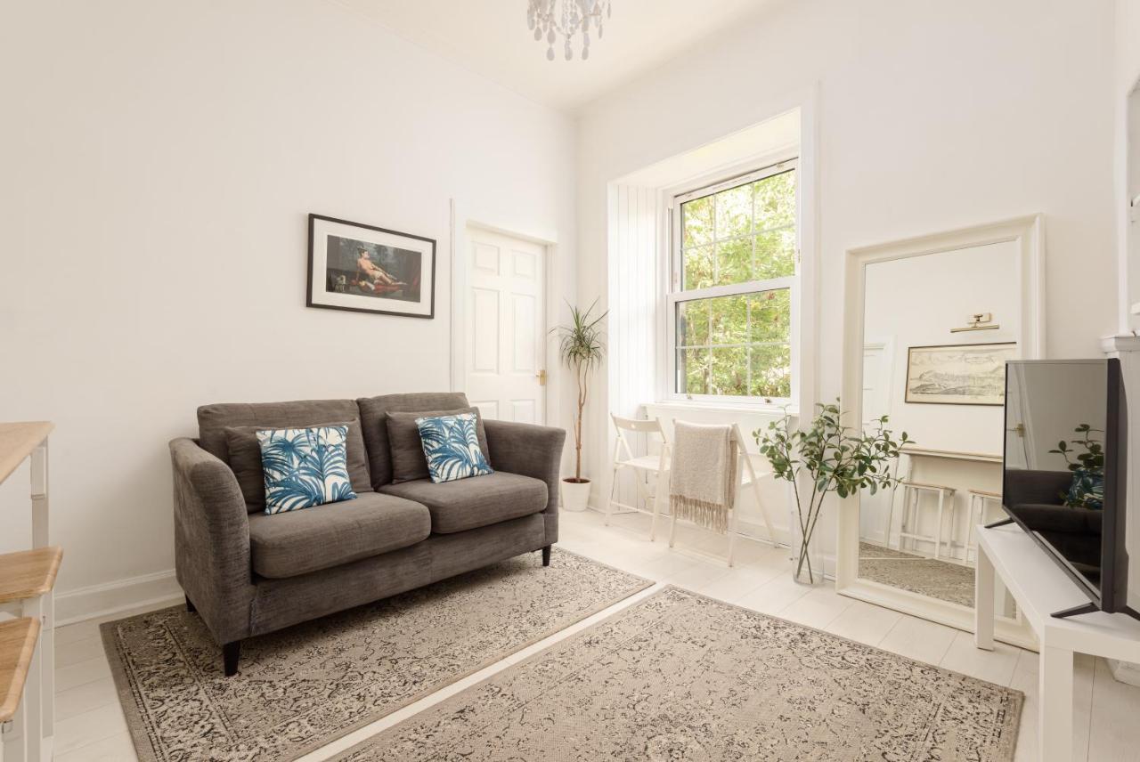The Tollcross Apartment - Modern & Bright 1Br Единбург Екстериор снимка