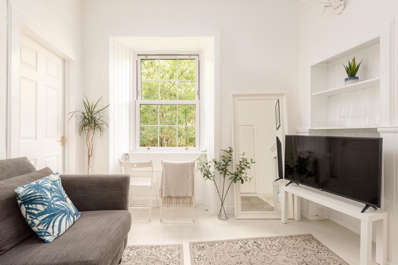 The Tollcross Apartment - Modern & Bright 1Br Единбург Екстериор снимка